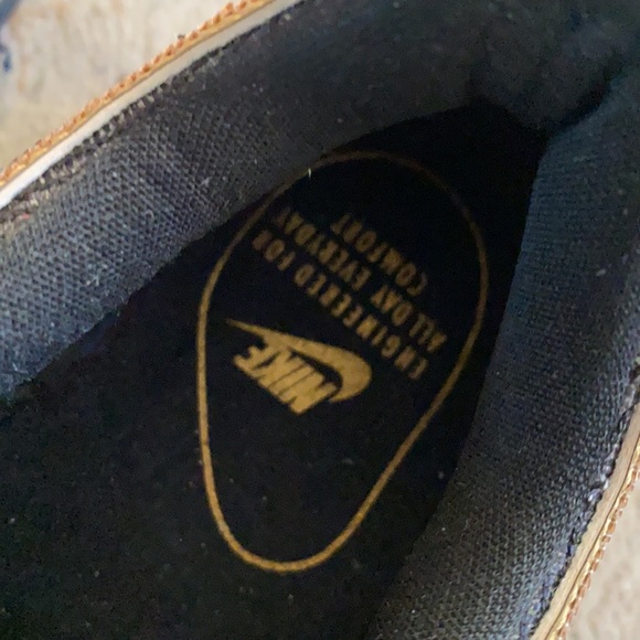 Nike Air Max 97 'Gold Sequin' Sneakers - Picture 5 of 11